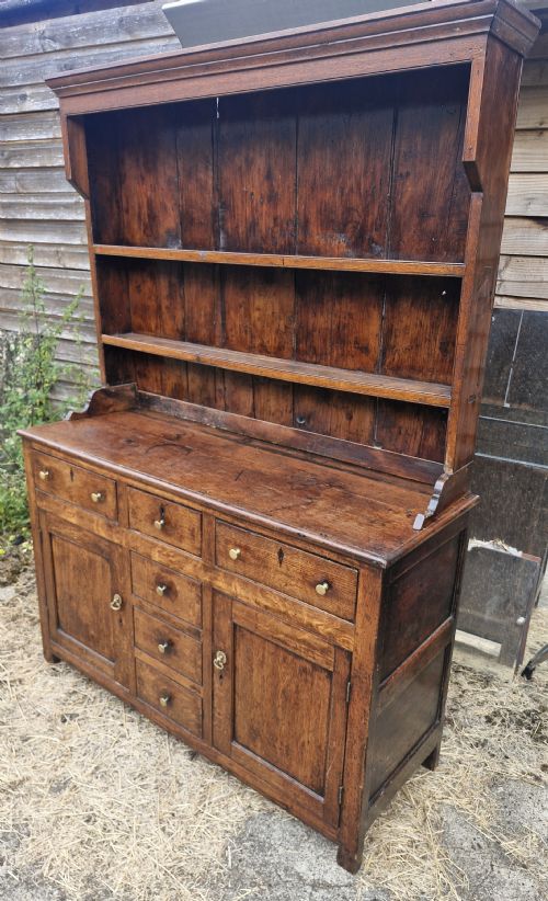Early 19th Century Welsh Oak Cottage Dresser