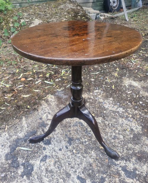 Regency Mahogany Tripod Pedestal Occasional Table.