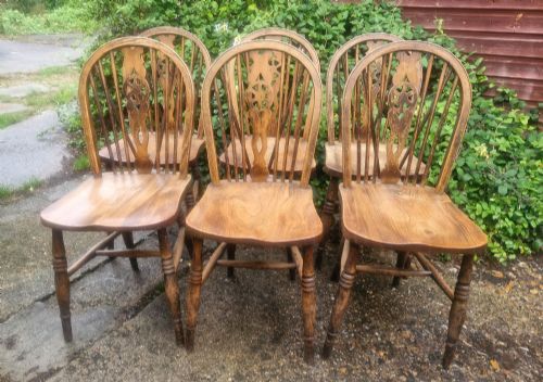 Set of 6 Windsor Wheel Back Kitchen Dining Chairs.