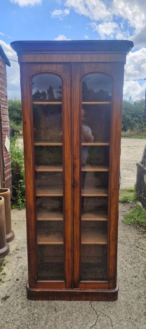 Very Useful Victorian Mahogany Bookcase Cabinet with Adjustable Shelves.