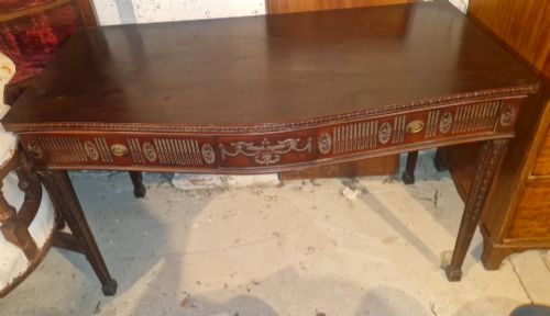 Edwardian Mahogany Shaped Front 2 Drawer Serving Table.
