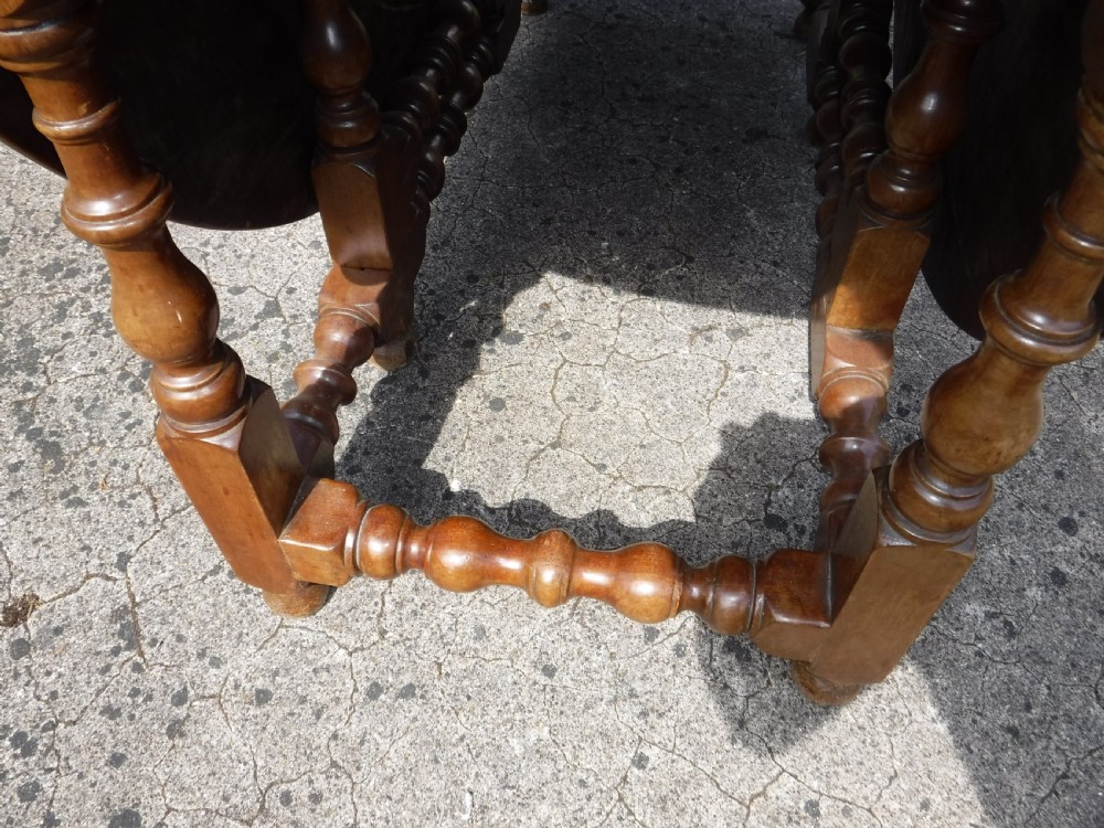 Large 19th century 8 seater dining table View V