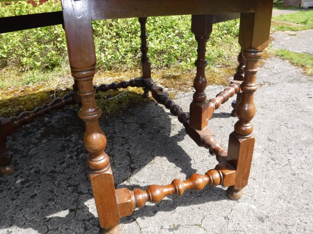 Large 19th century 8 seater dining table View VII