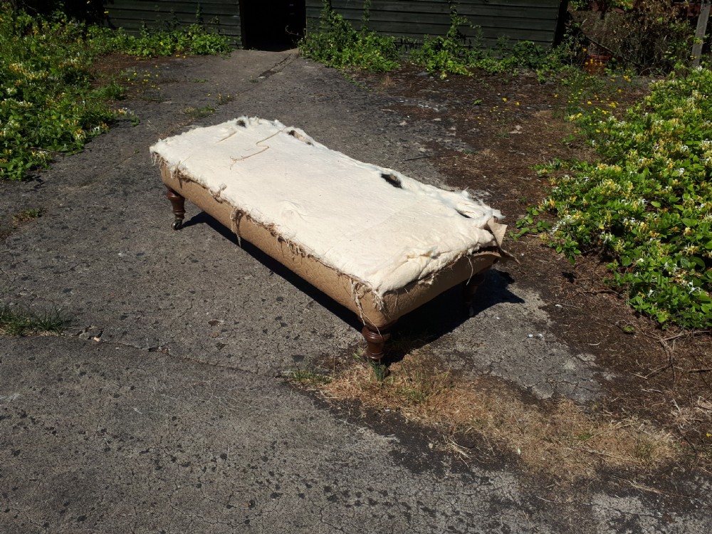Large 19th century 5 foot centre stool