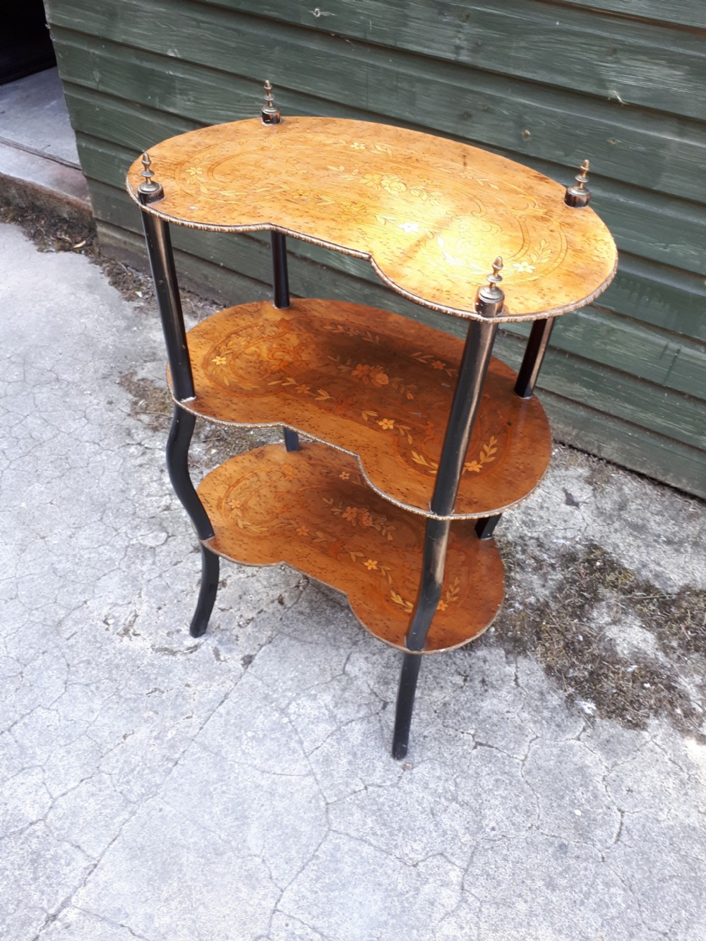 Pretty little inlaid birds eye maple etagere View V