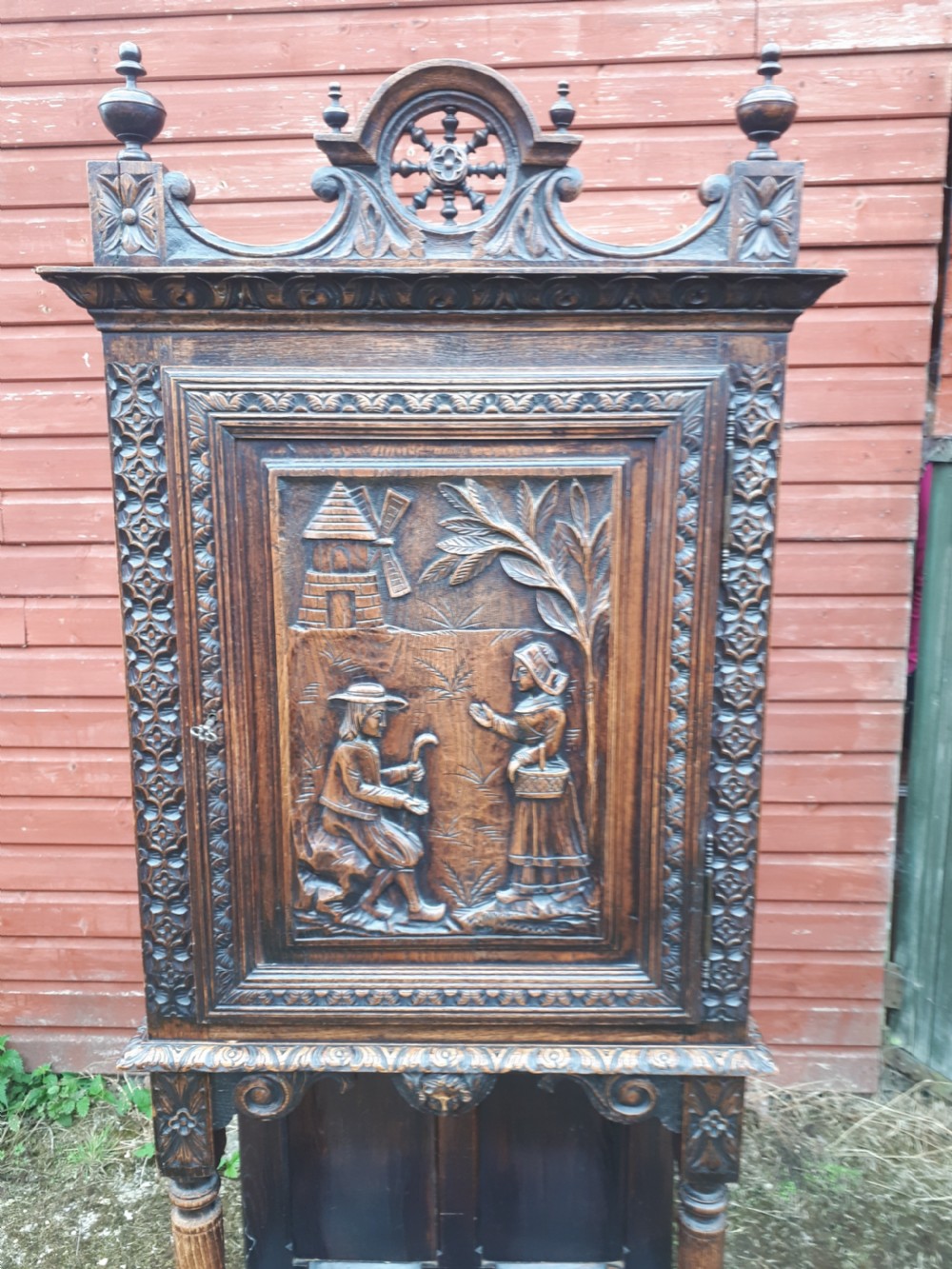 Late 19th century carved hall cupboard View III