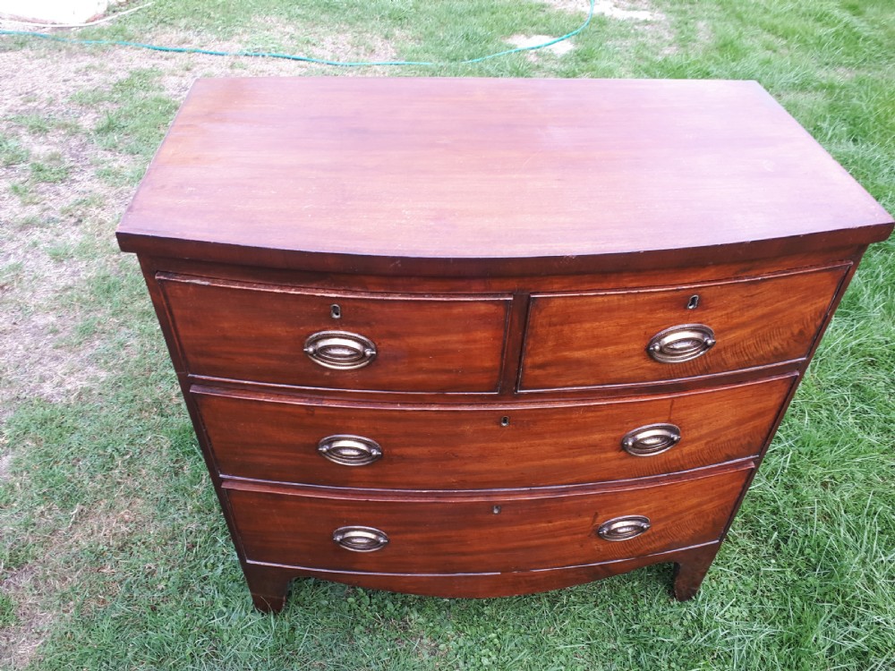 Small 19th century bow front chest  View IV