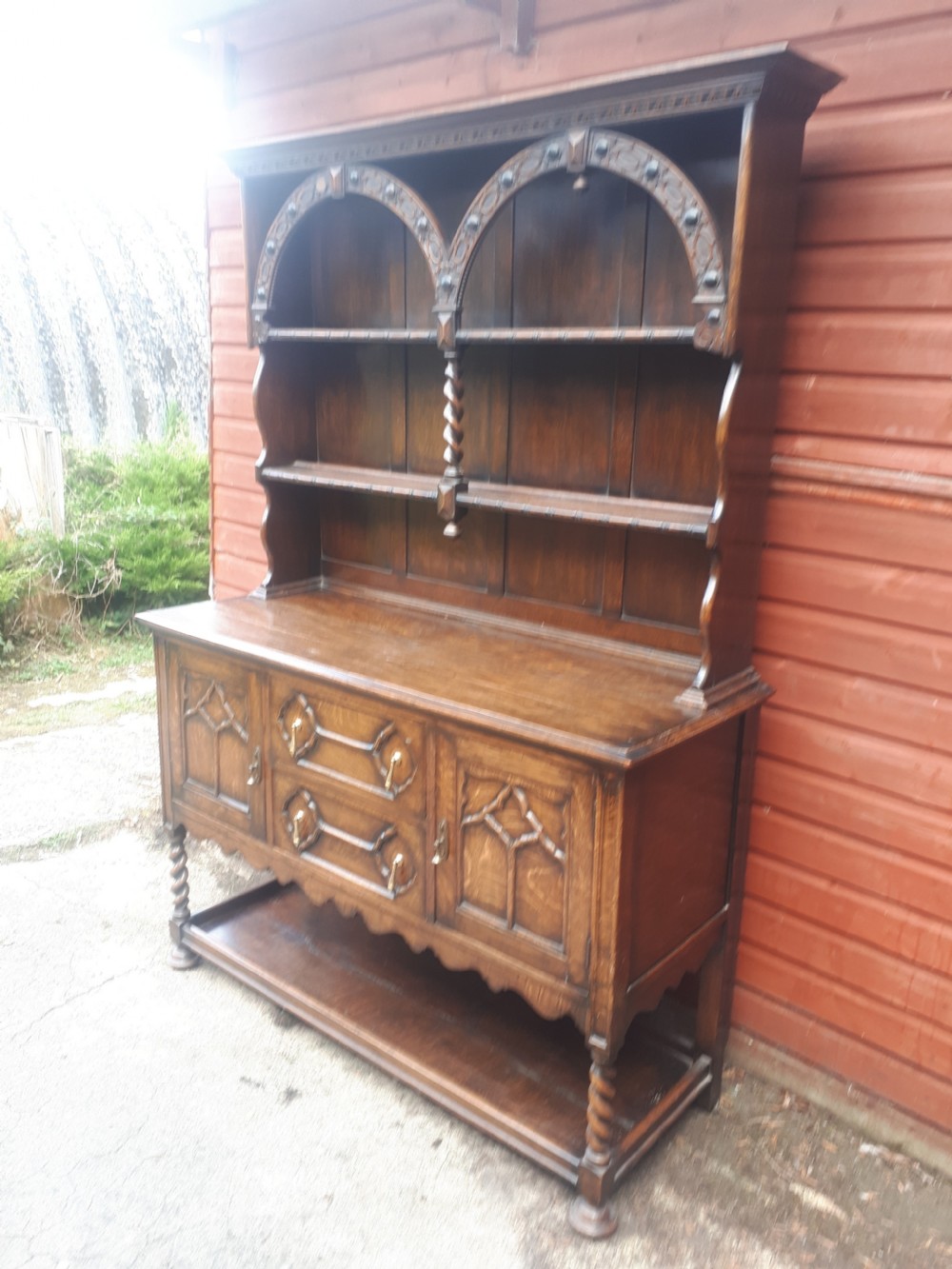 Early 20th century solid oak dresser View V