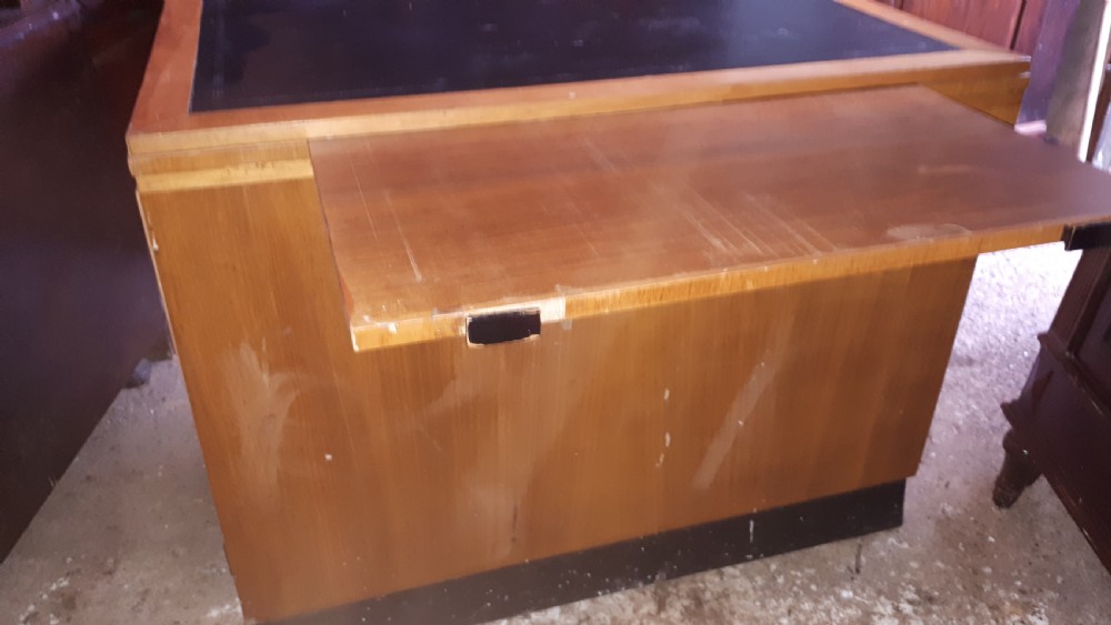 Art Deco designed partners desk View V