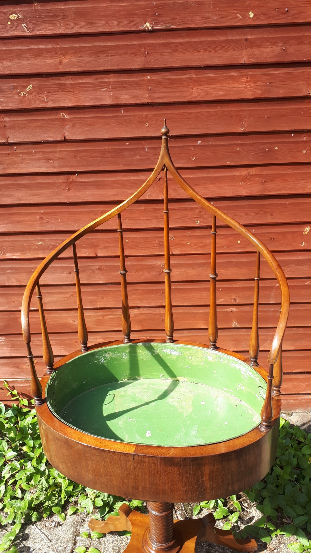 Large early 20th century mahogany jardinere plant stand. 