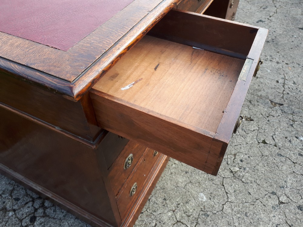 5 foot oak kneehole pedestal desk View II
