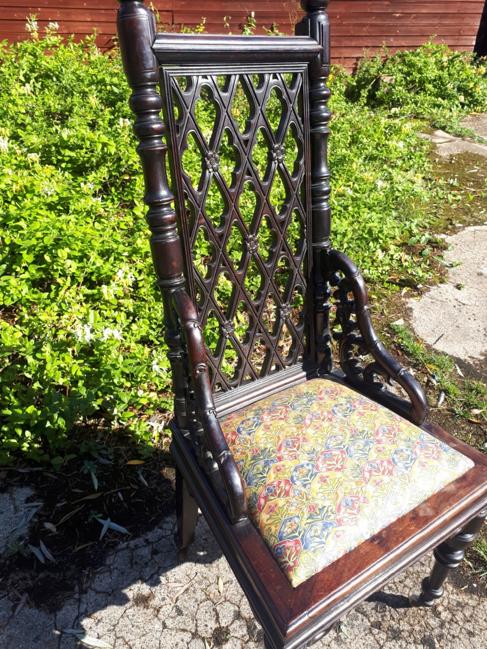 Late 19th century Chinese carved hall chair View II