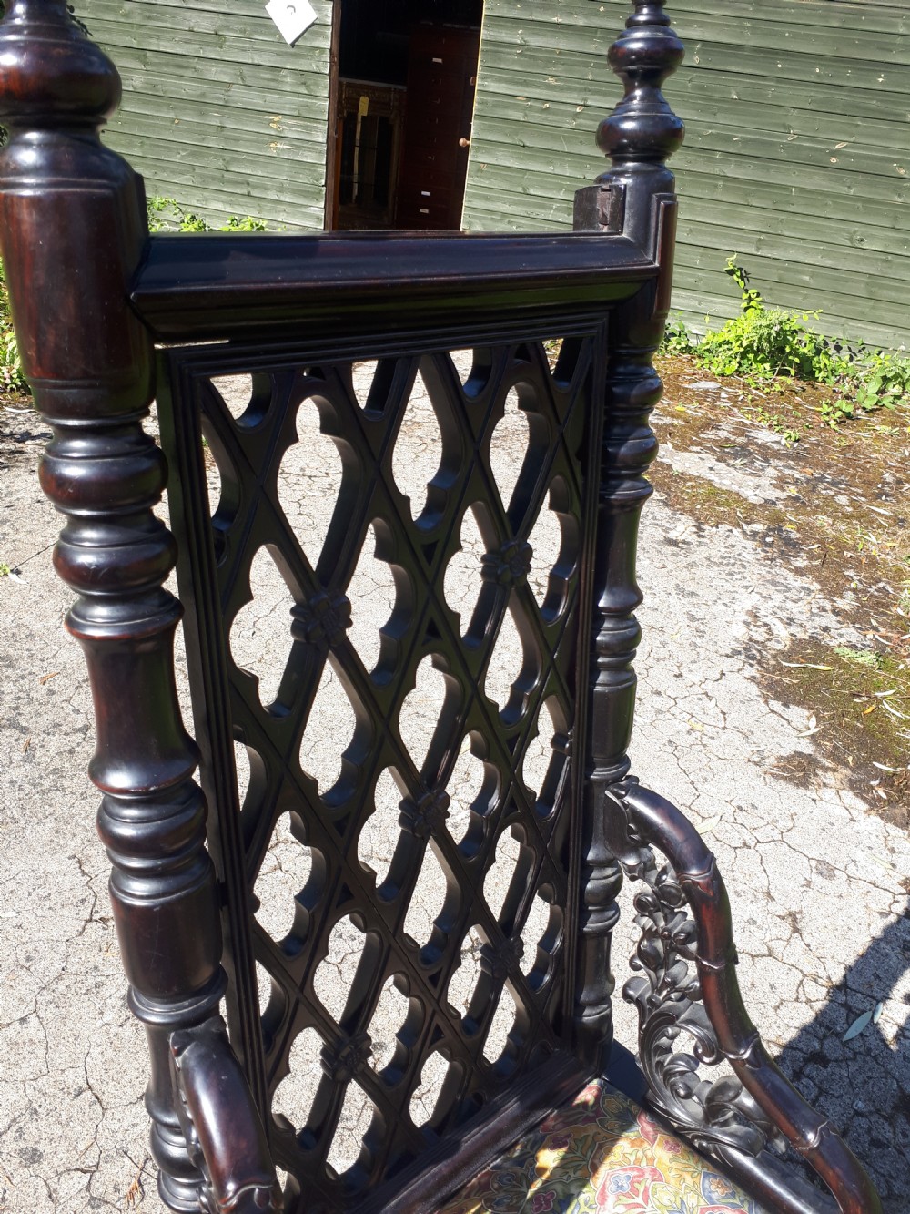Late 19th century Chinese carved hall chair View V