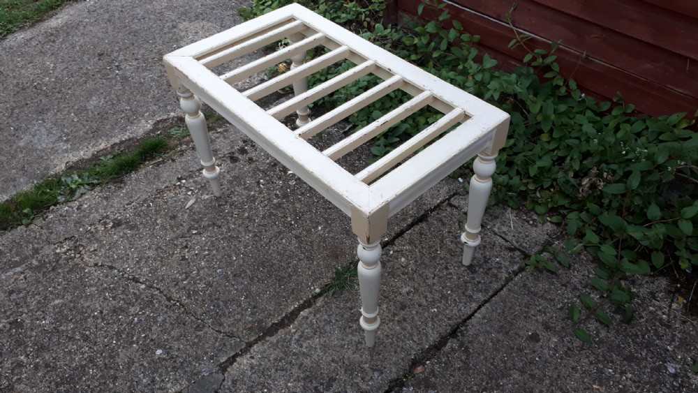Late 19th century painted slatted luggage stand View III