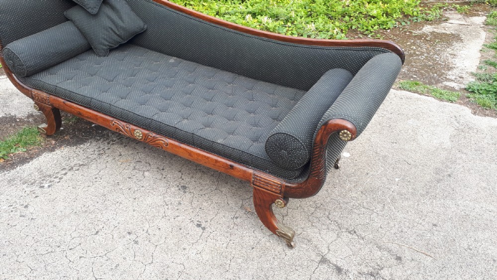 Regency chaise longue View II