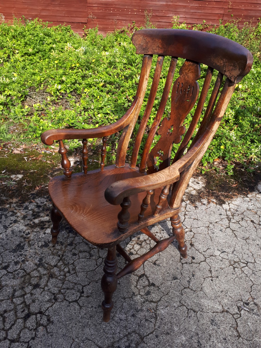 Large 19th century original Windsor armchair View IV
