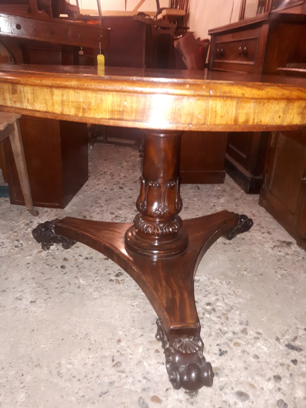 Good early Victorian mahogany pedestal breakfast table. View IV