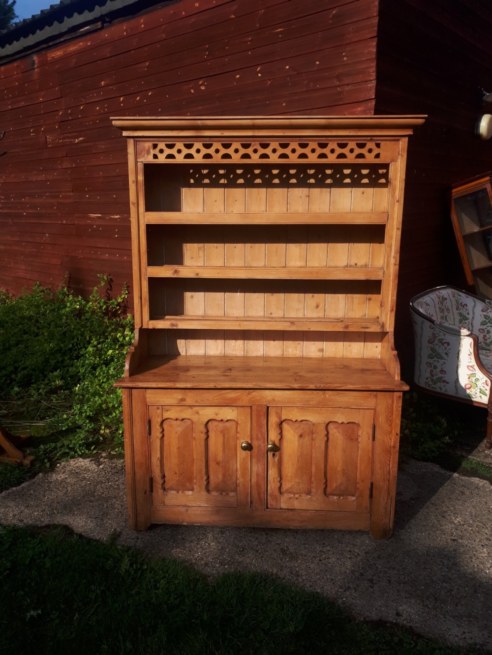 Late 19th century pine dresser