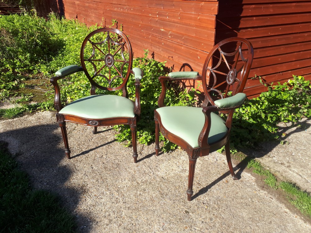 Good pair of mahogany armchairs.Wide seats View II