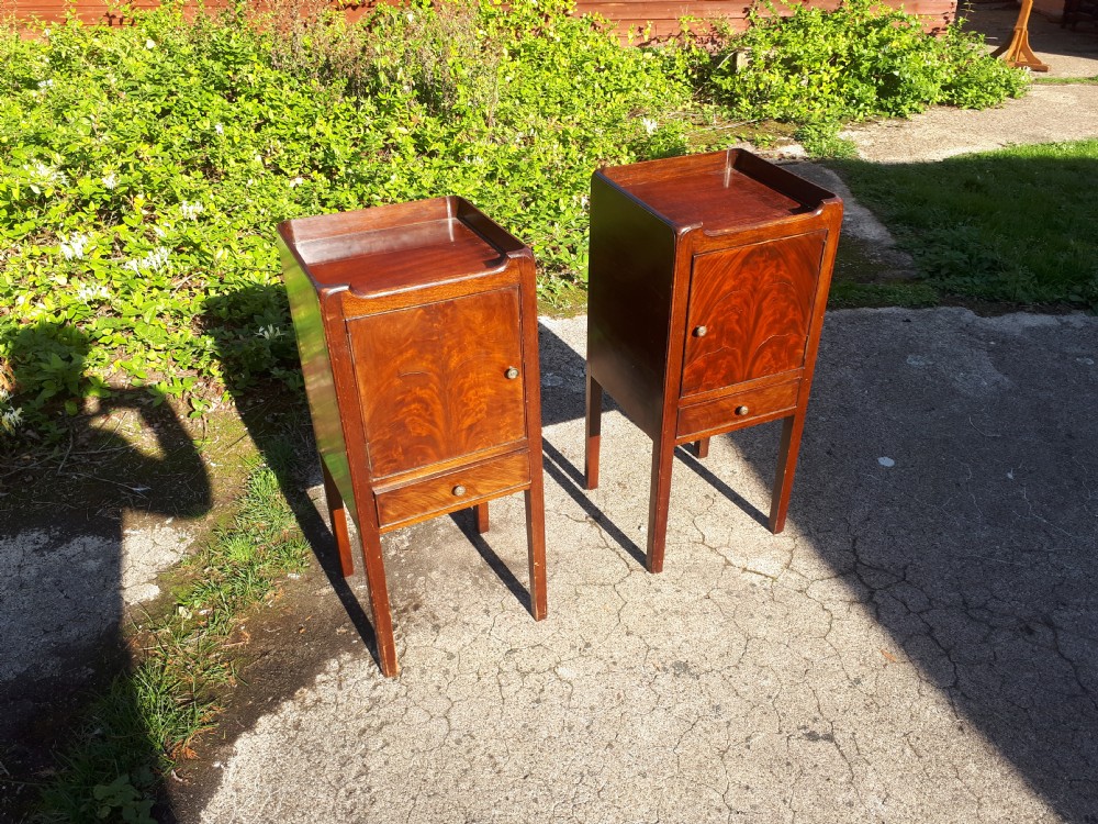 Pair of early 20th century mahogany bedside cabinets