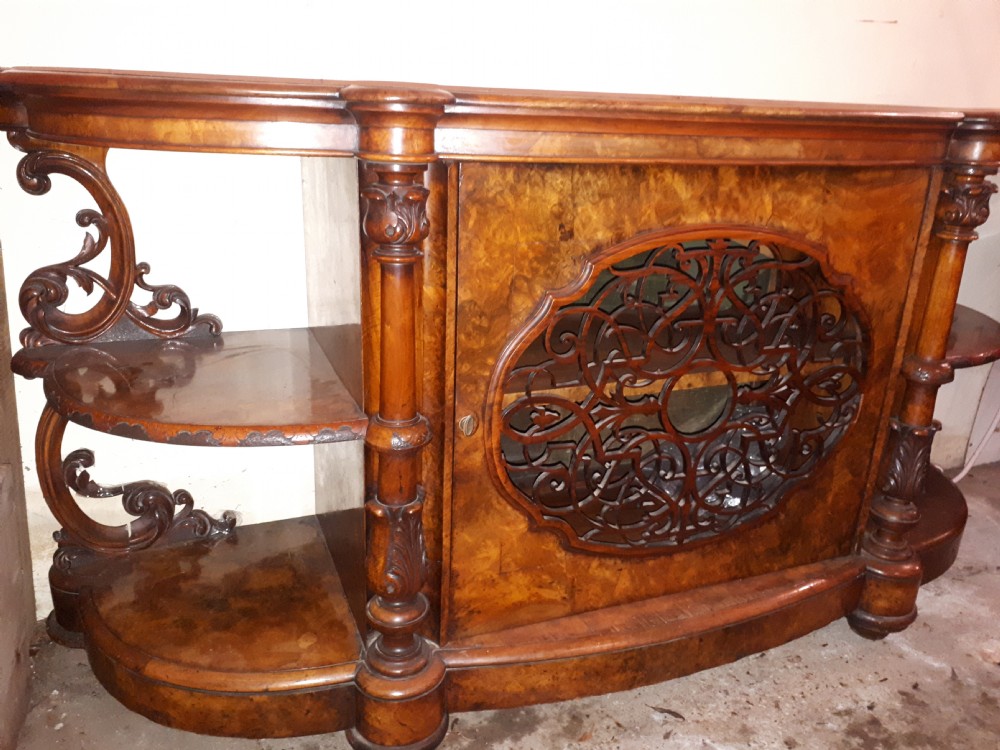 Mid 19th century walnut side cabinet View IV