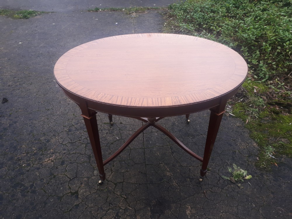 Large Edwardian oval satinwood occasional table  View III