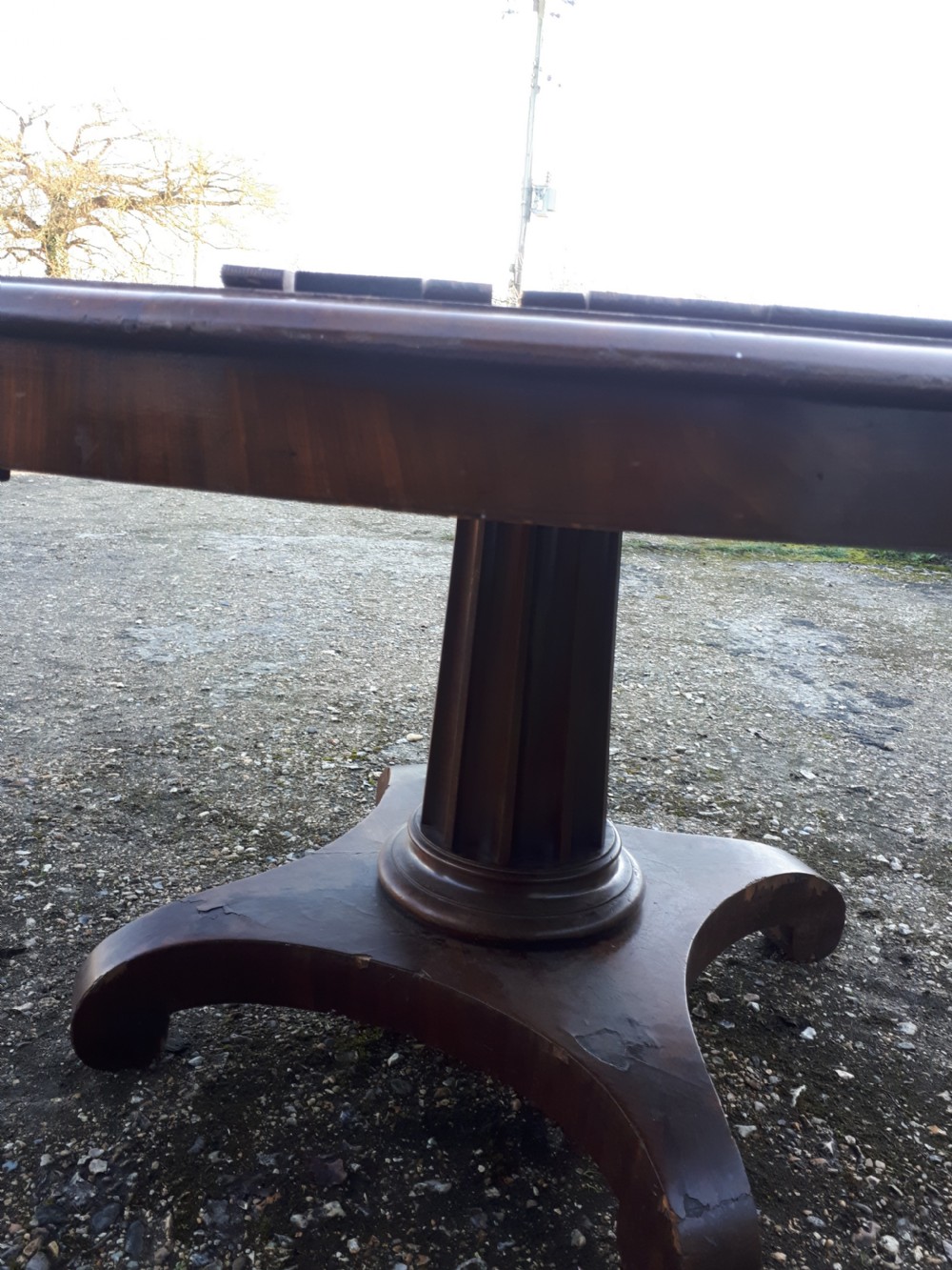 5 foot 8 seater round dining table. View II