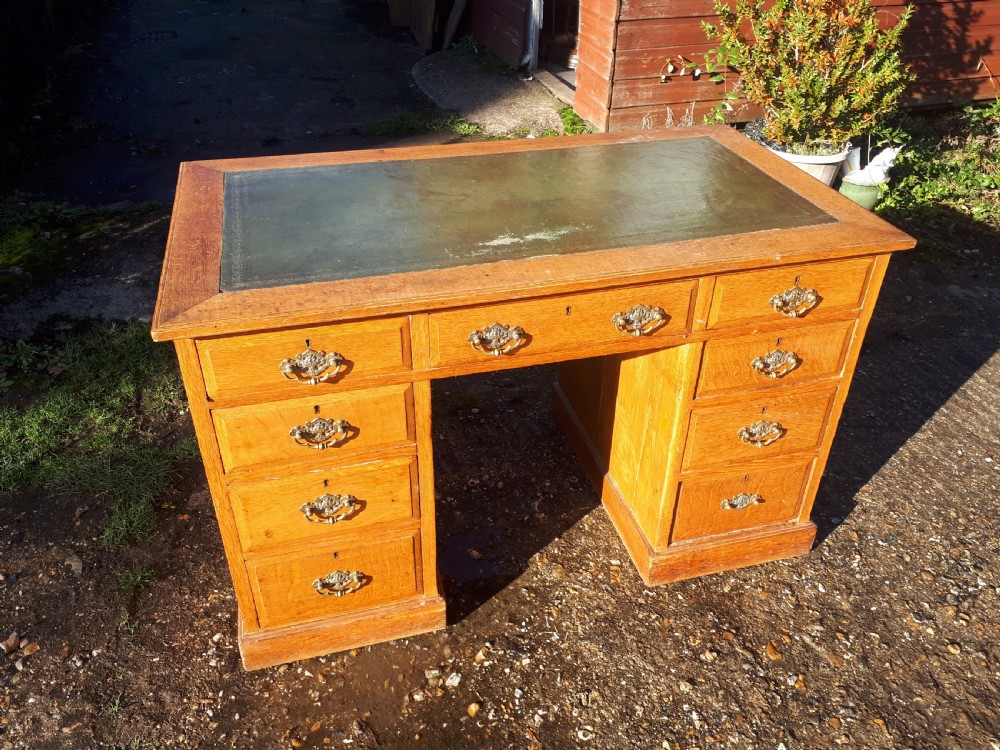 Late Victorian  oak kneehole pedestal desk  View III
