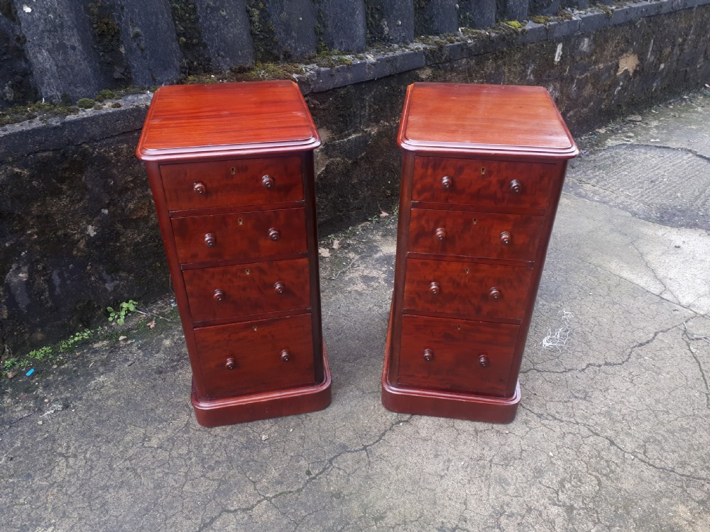 Pair of mahogany bedside chests