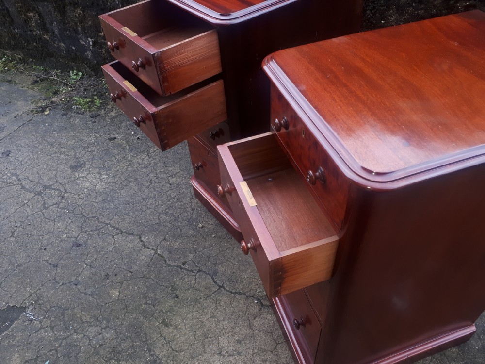 Pair of mahogany bedside chests View V