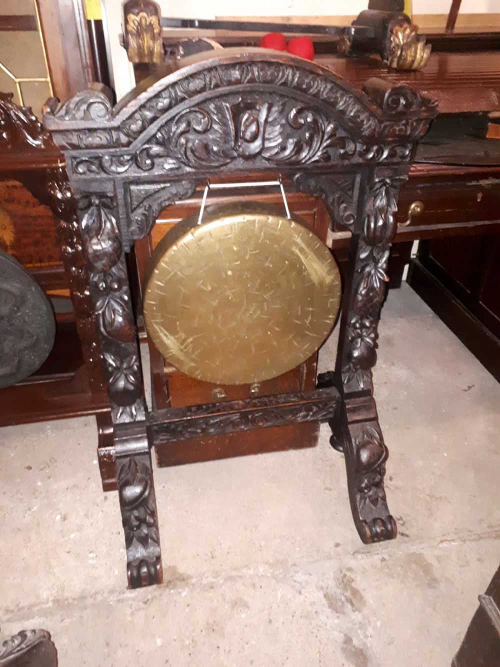 Victorian carved oak dinner gong. 