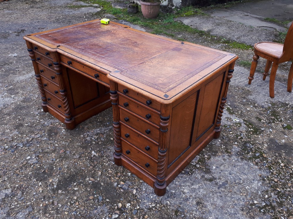 Very good free standing oak pedestal desk View II