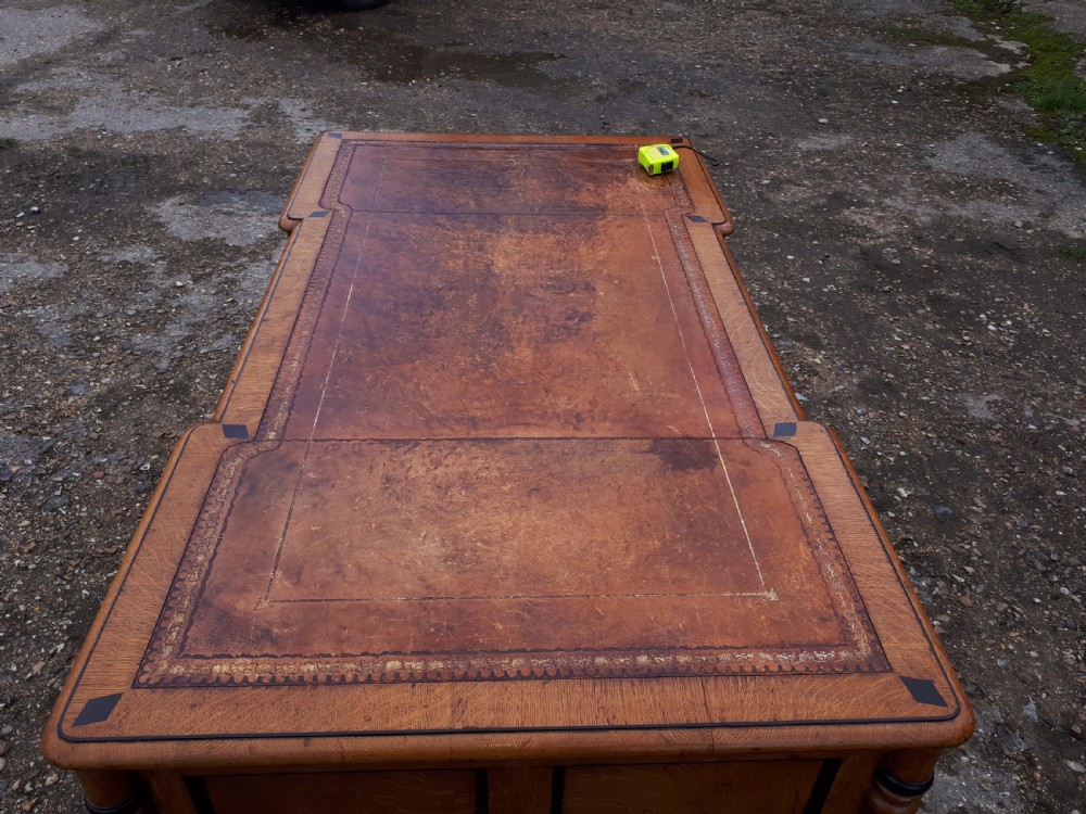 Very good free standing oak pedestal desk View IV