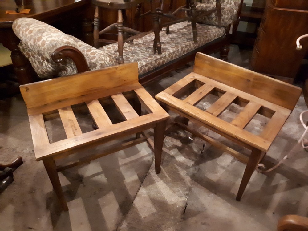 Pair of luggage stands