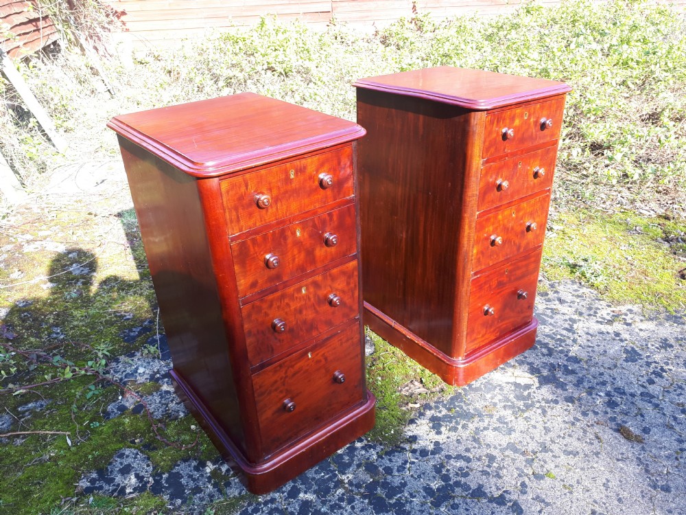 Pair of mahogany bedside chests View VI