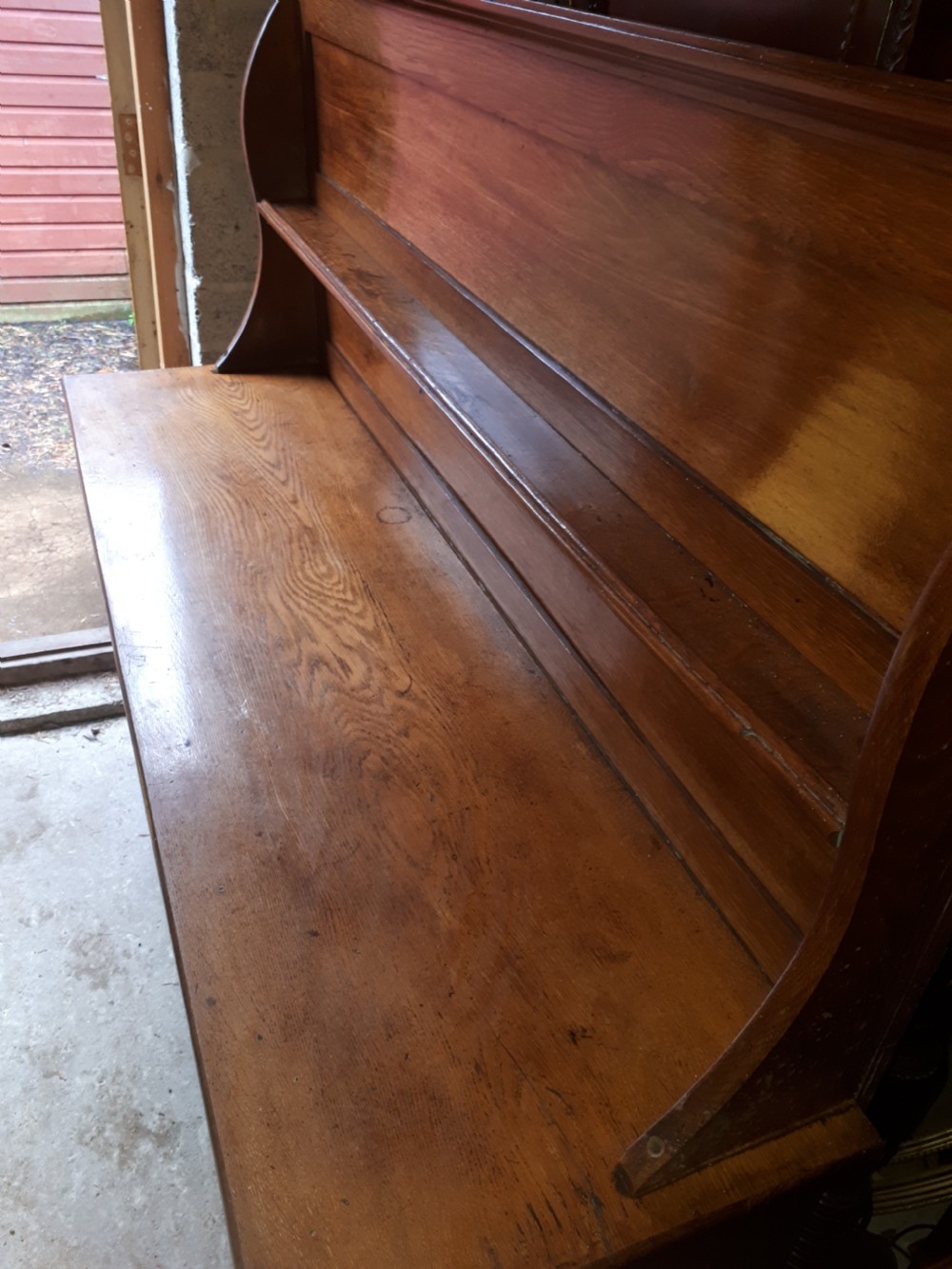 Mid 19th century oak dresser View III