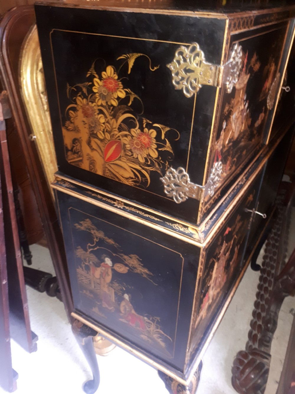 Good early 20th century lacquered cabinet  View V