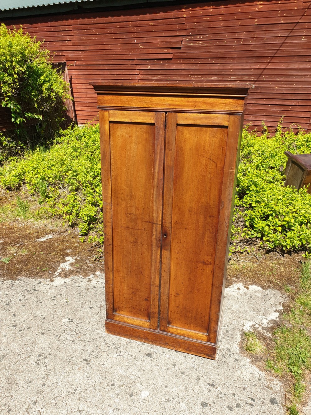 Large mid 19th century office cabinet of 8 drawers View II