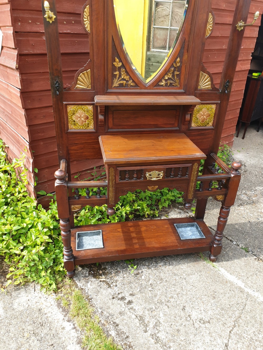 Late 19th century carved and gilt hallstand View III