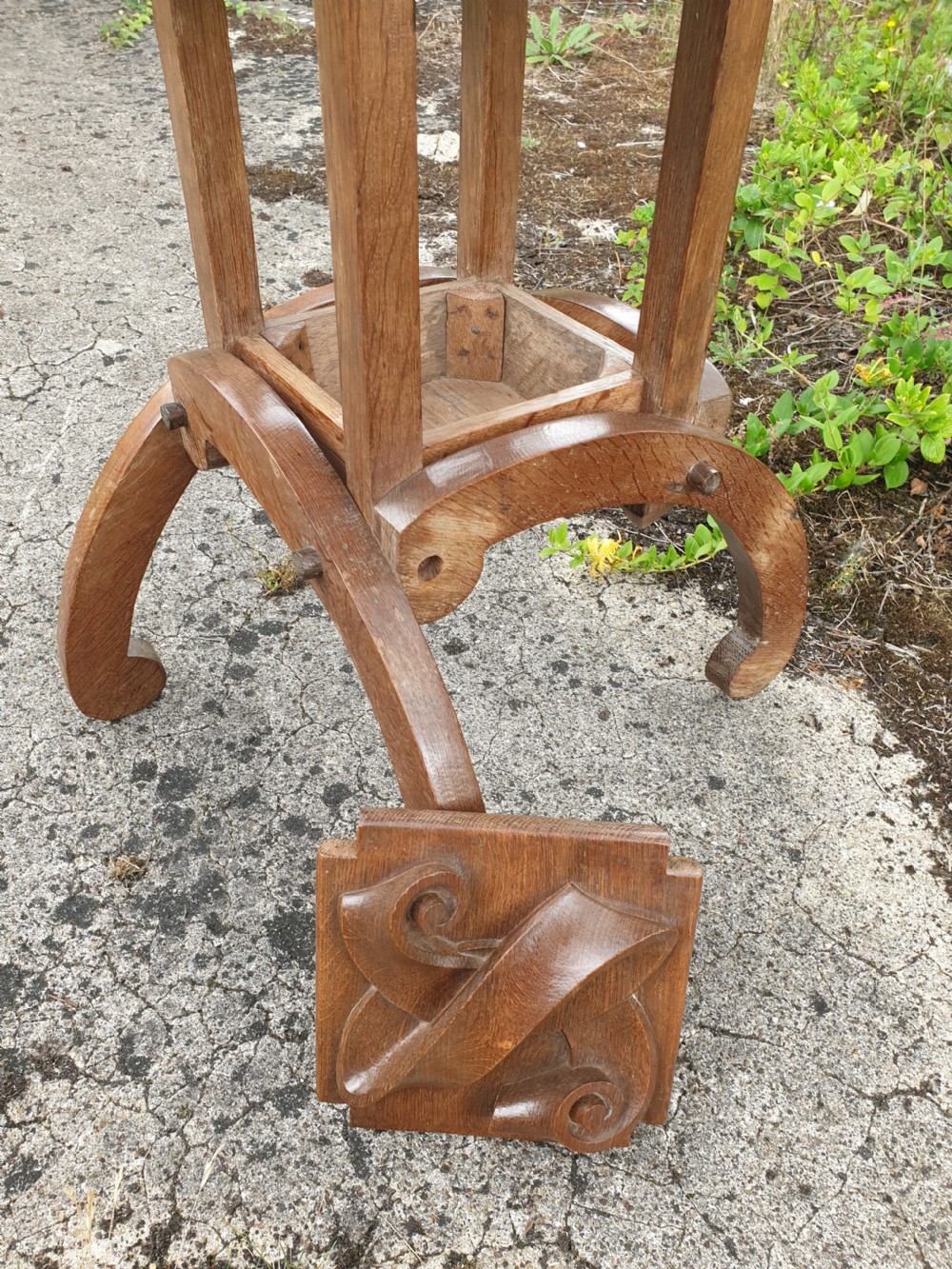Oak arts and crafts games table View VI