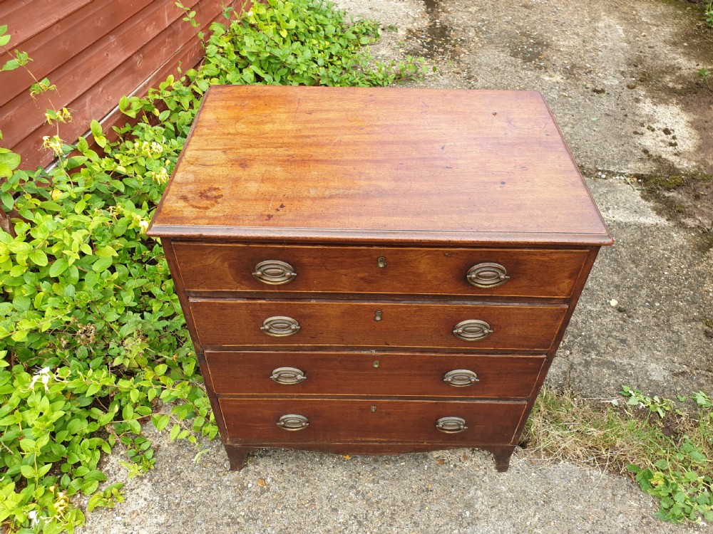 Small mahogany chest of 4 drawers View IV