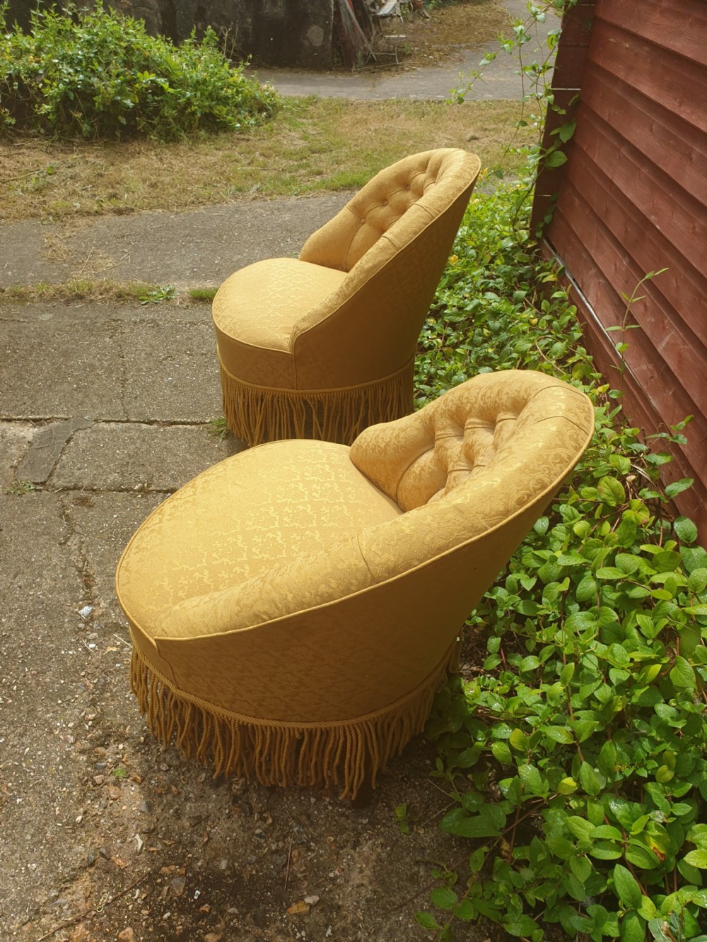 Pair of good upholstered button back bedroom chairs View III