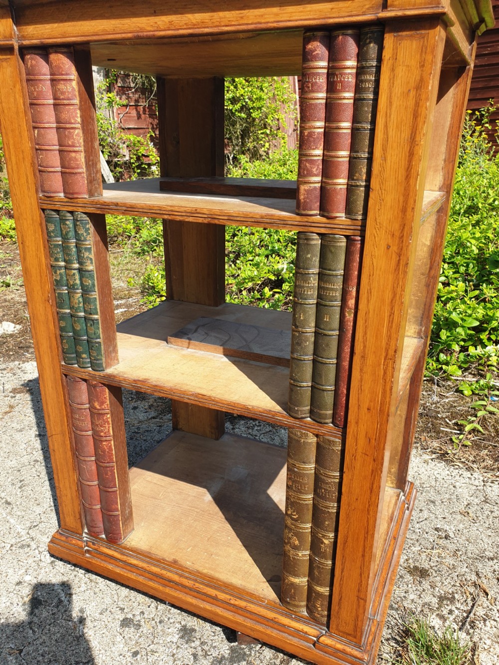 Unusual 19th century oak freestanding library bookcase on castors View III