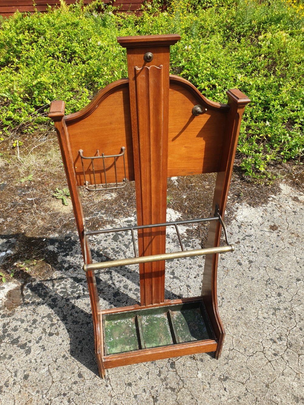 Late 19th century umbrella and stick stand View III