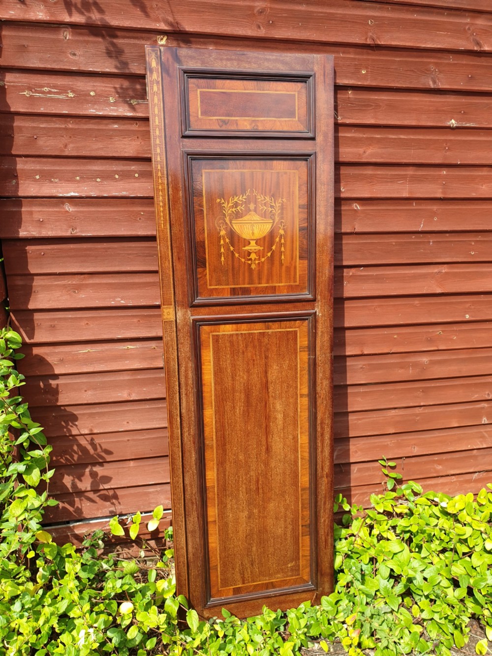 Edwardian inlaid mahogany 3 door wardrobe  View III