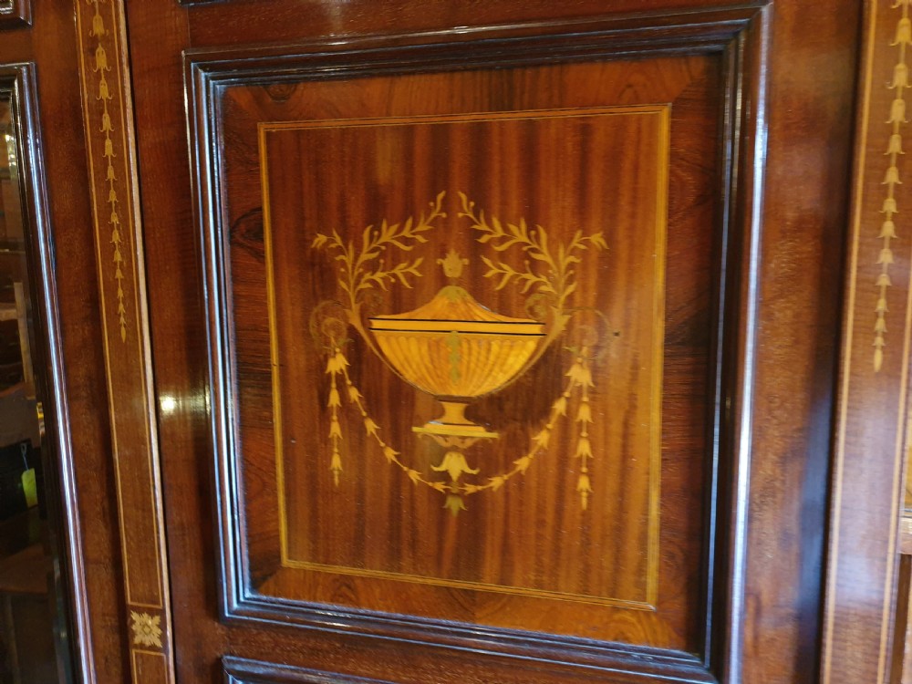 Edwardian inlaid mahogany 3 door wardrobe  View VII