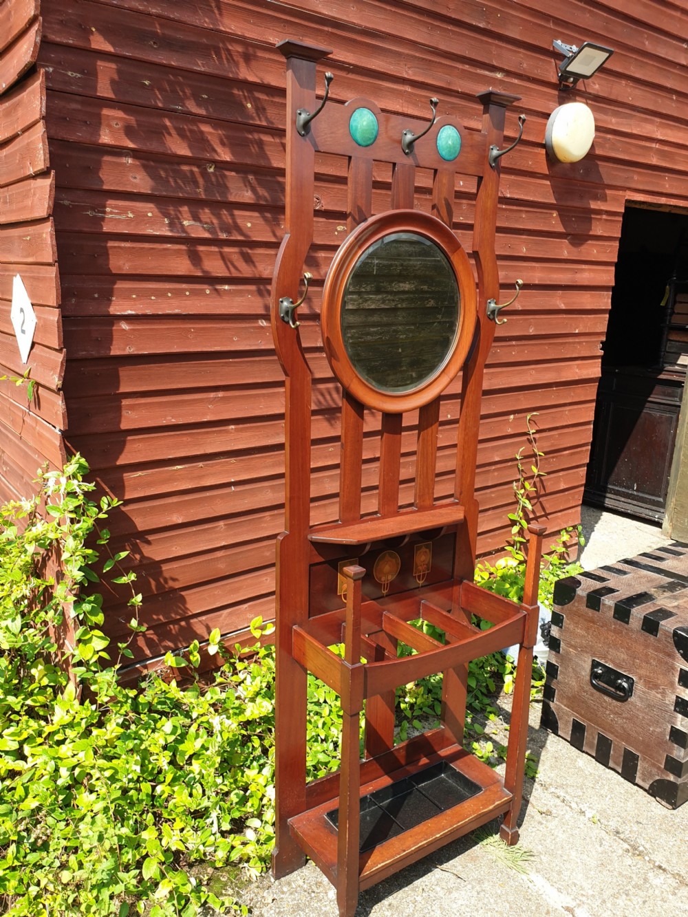 Small mahogany Art Nouveau hallstand View VIII