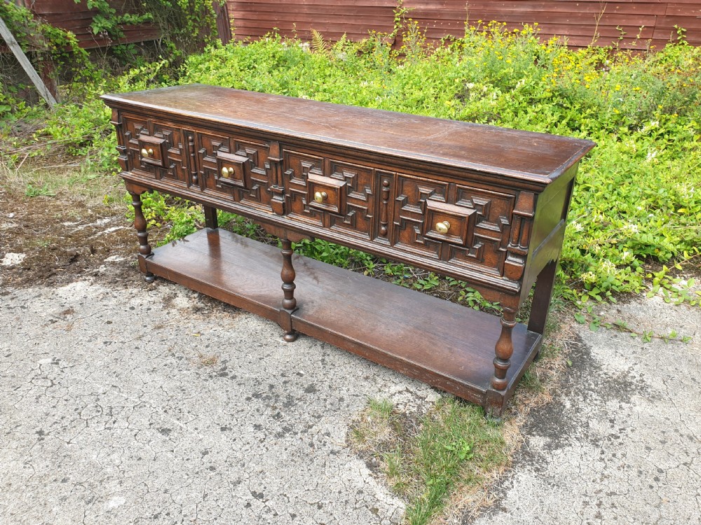 Good solid oak 2 drawer dresser base.