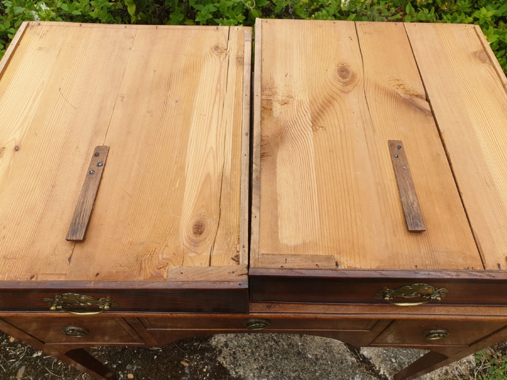 Early 18th century oak and banded chest on stand View IV