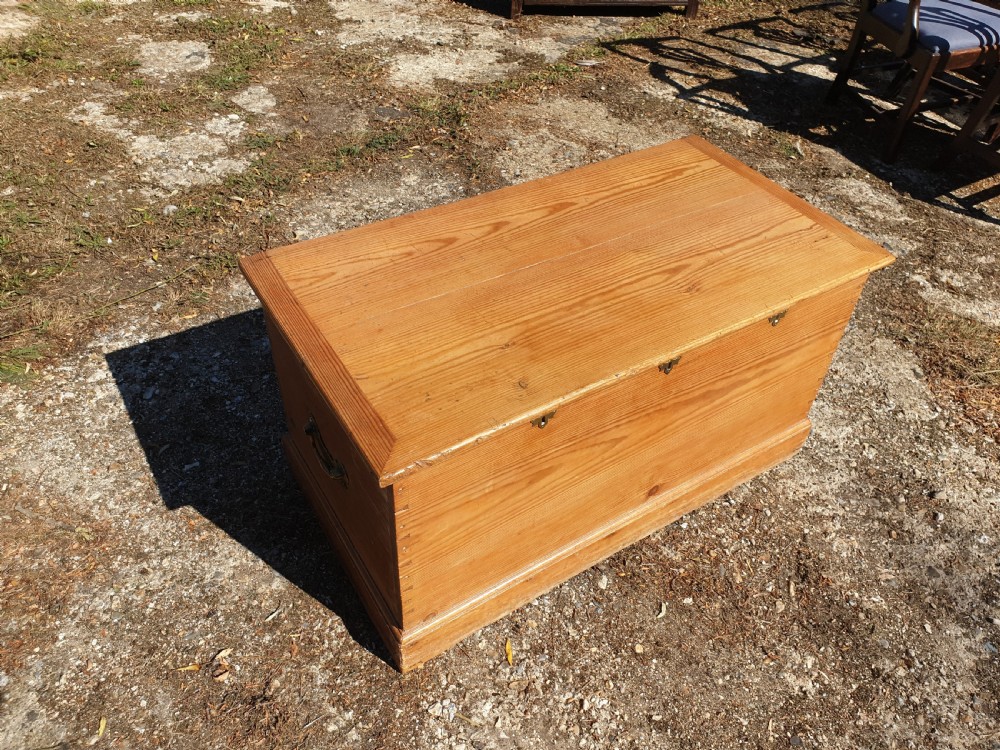 Good early 19th century pine ships sea trunk View V